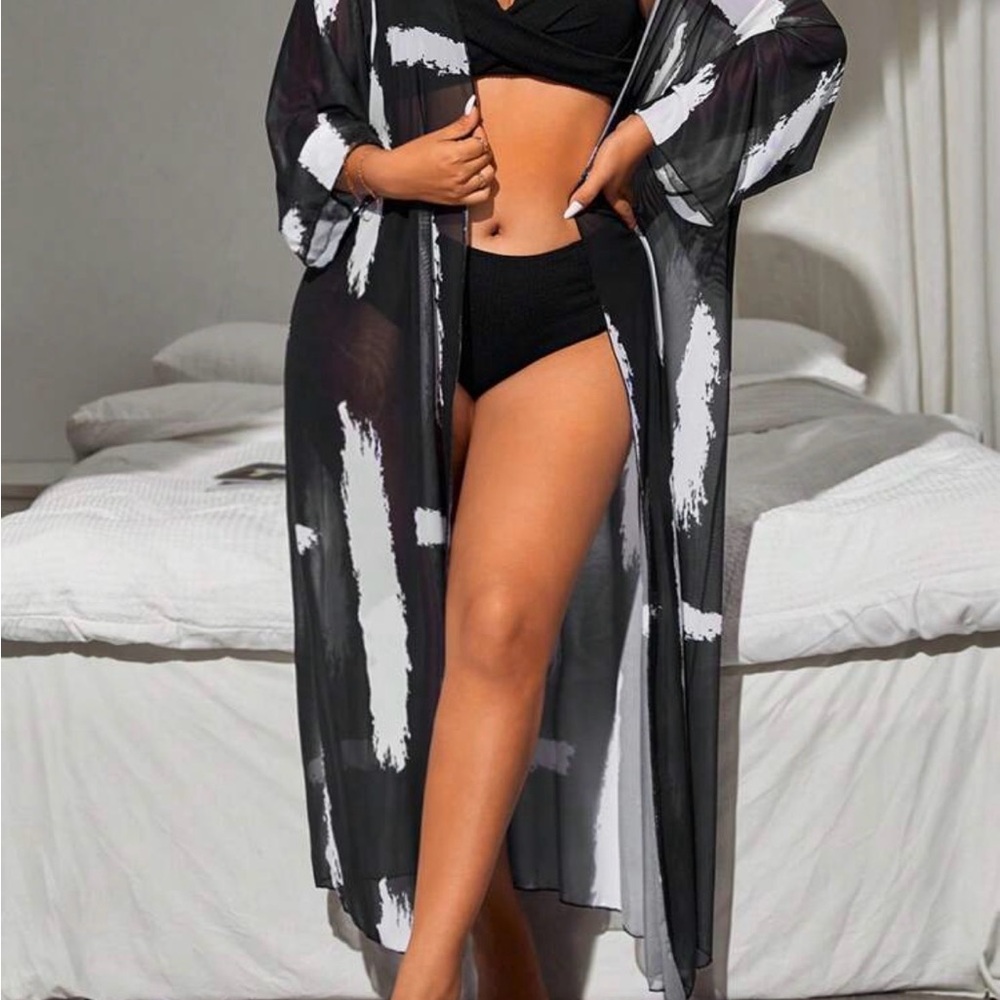 SHEIN Monochrome Sheer Swim Cover-Up